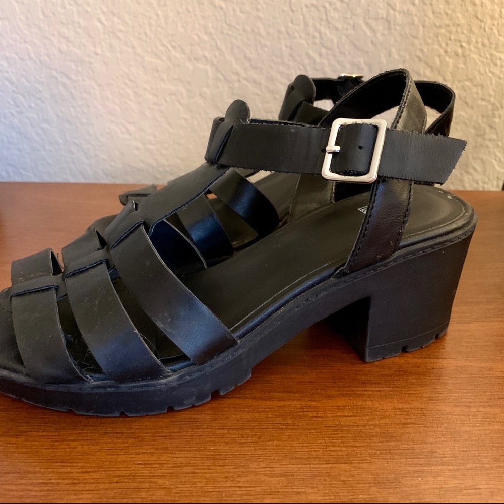 Chunky black sandals